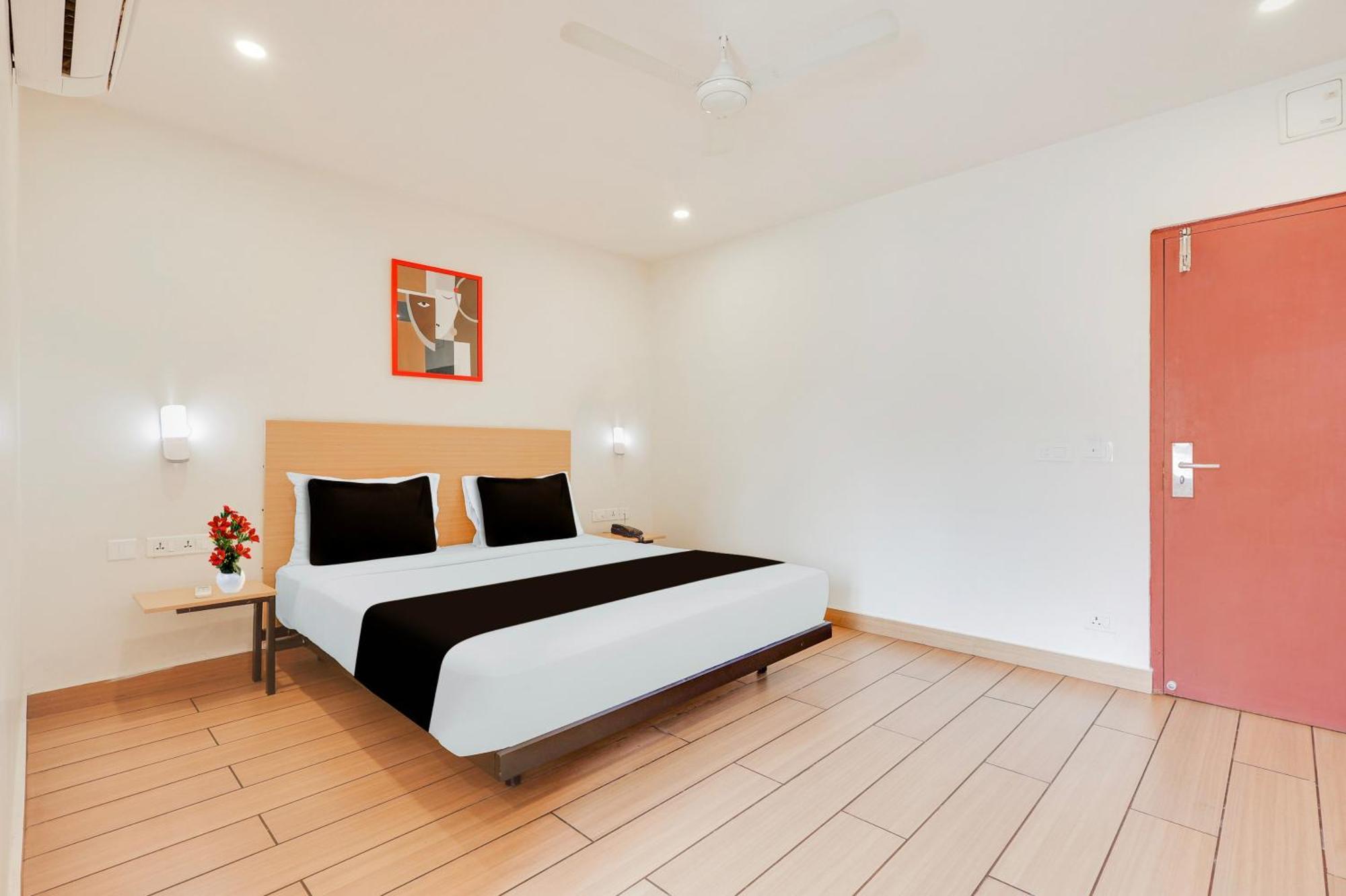 Hotel Super Townhouse Visakhapatnam Esterno foto