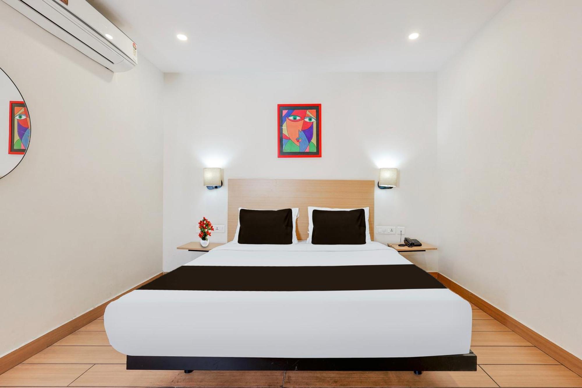 Hotel Super Townhouse Visakhapatnam Esterno foto